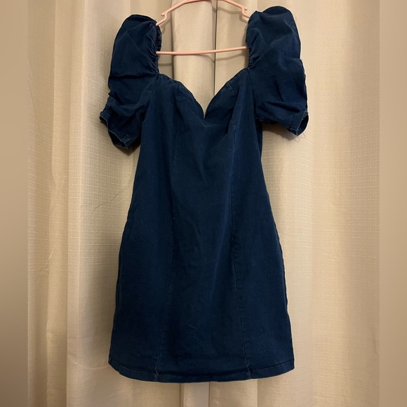 VICI etiquette Puff sleeve jean dress - Picture 3 of 4